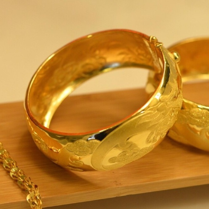 Gold is rising again: 3 things investors should know