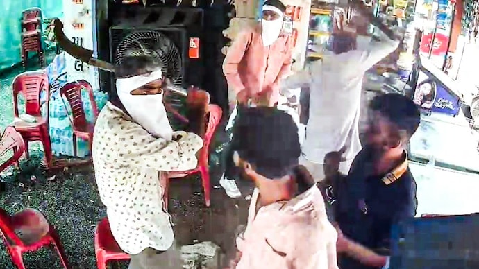 Gujarat Man stabbed to death