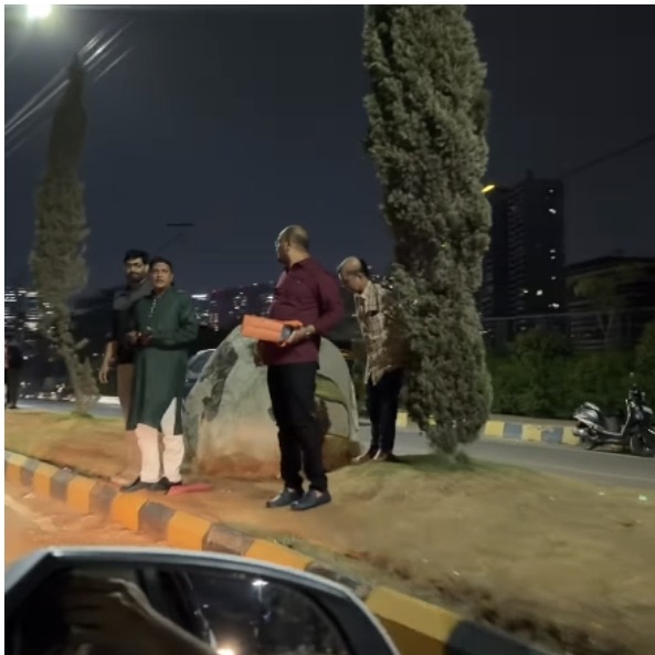 Hyderabad man spots people cutting cakes on divider in bizarre birthday celebration