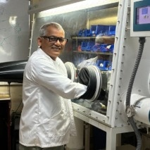 IIT Madras, IISc scientists solve 70-year chemistry puzzle with carbon-free molecule