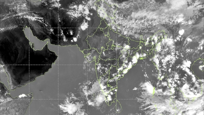 The most significant development lies off the Kerala coast, where a mid-level cyclonic vortex has formed. (Photo: IMD) IMD Rain weather today