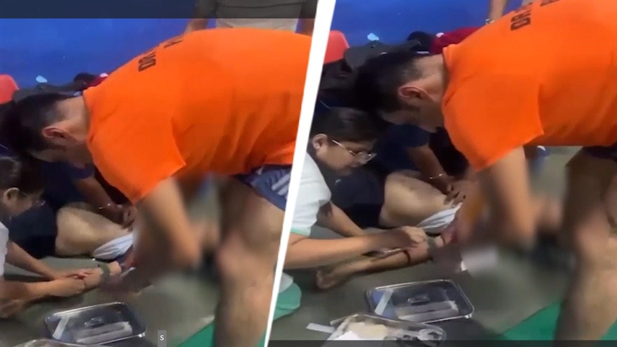 Man suffers heart attack during badminton match, off-duty doctors save his life