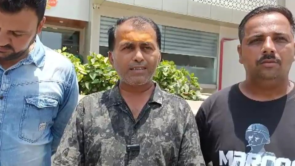 Gujarat man alleges non-veg pieces in veg pasta ordered, files complaint