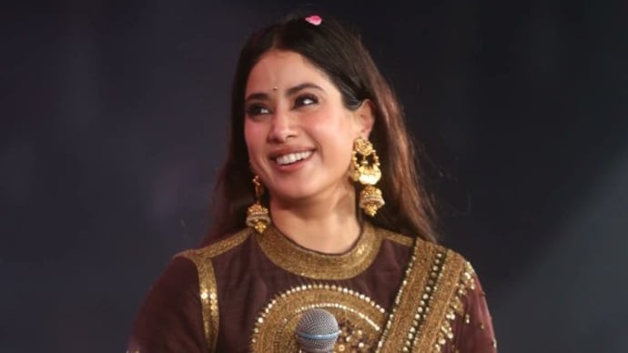 Janhvi Kapoor spoke in Telugu at Peddi pre-release event and also recreated Sridevi's dialogue. Janhvi Kapoor at Peddi event
