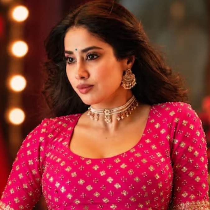 Easy to blame the actress: Janhvi Kapoor's make-up artist weighs in on Peddi row