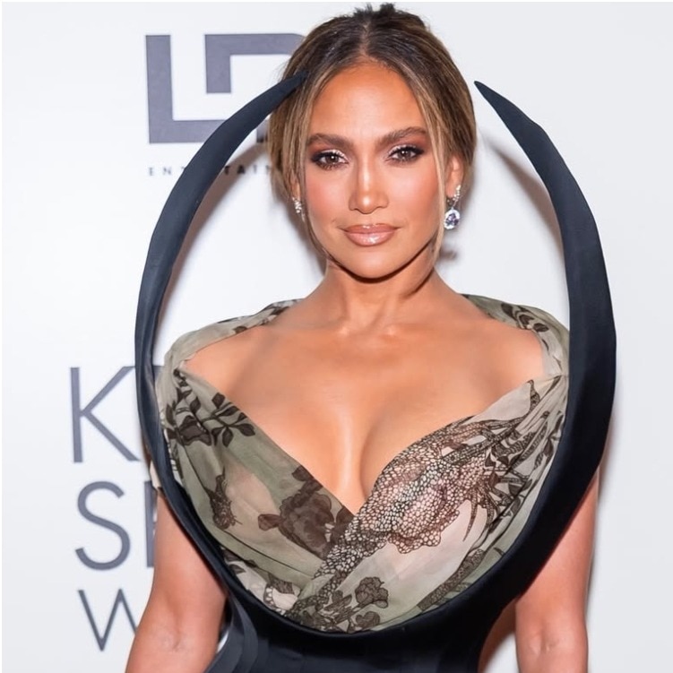 Jennifer Lopez approves Mika Abdalla's Off Campus dance tribute: Obsessed