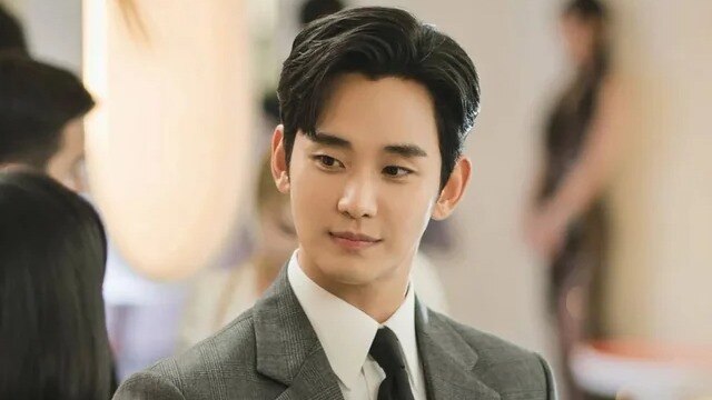 Kim Soo-hyun to resume work a year following Kim Sae-ron con