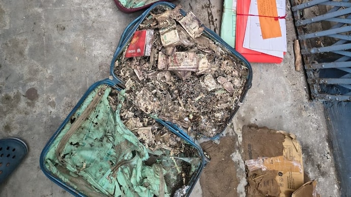 Kolkata cash
