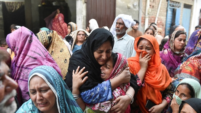 Lahore tuition centre collapse