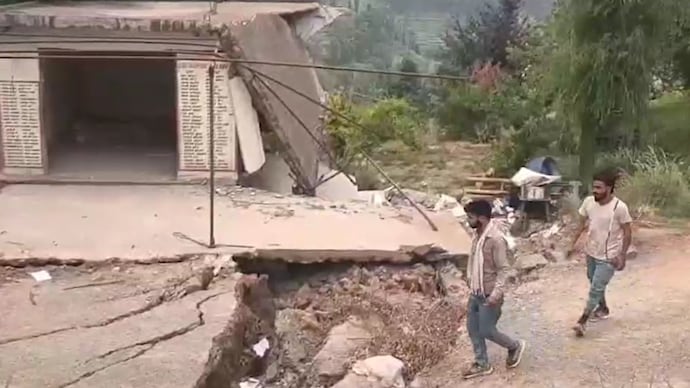 Land subsidence in Rajouri damages at least six structures over 2.5-km stretch