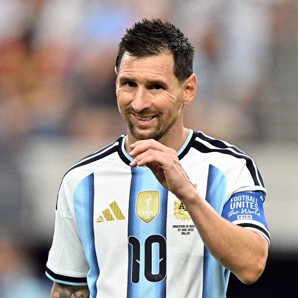 FIFA's Messi bias again? Fans spot ignored foul before Argentine's record goal