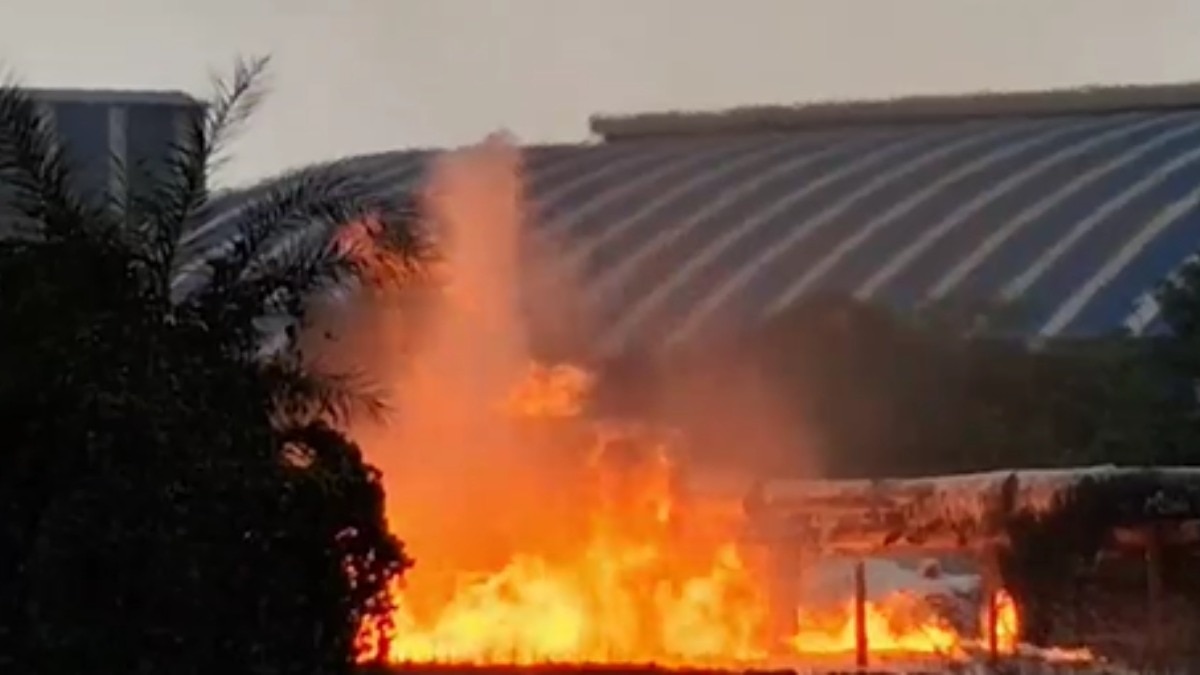 Massive fire breaks out in naphtha pipeline at Bengal refinery, several injured