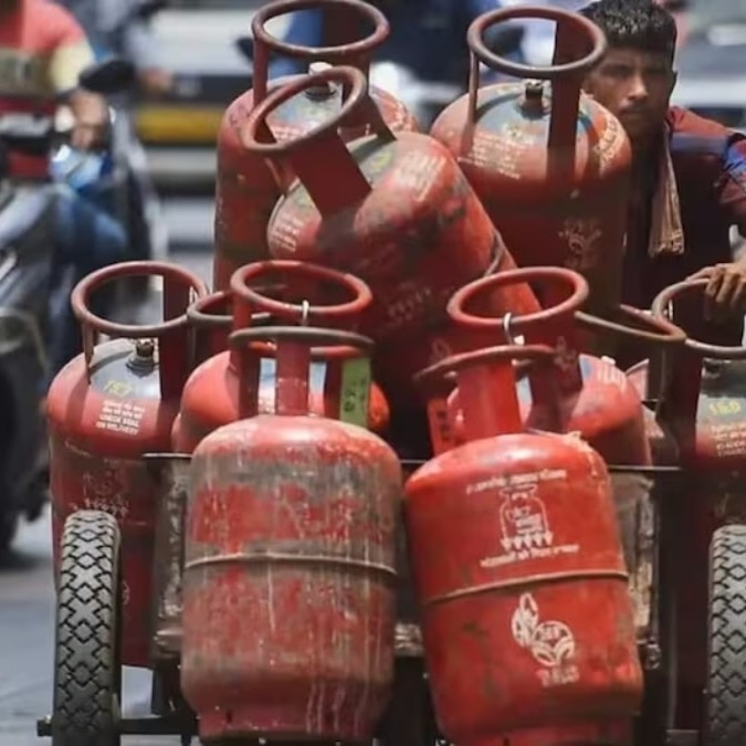 Govt restores commercial LPG supply to pre-West Asia crisis levels