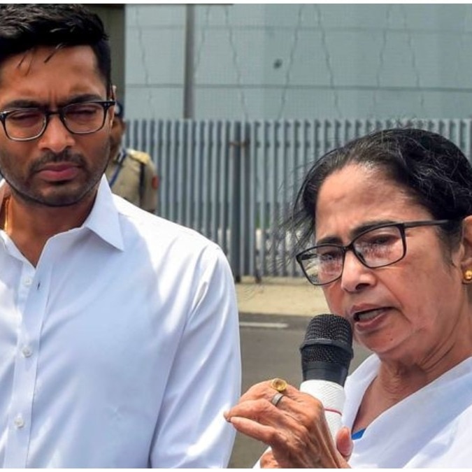Mamata says no pardon for TMC defectors: Betraying party like abandoning mother