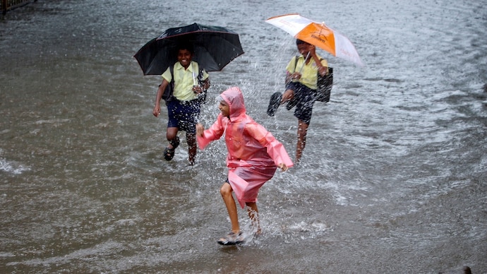 Monsoon continues to advance, drive deeper into Odisha and Bihar
