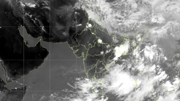 Monsoon covers northeast: Why are Gujarat, Maharashtra still waiting?