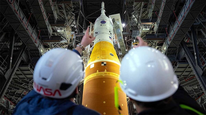 An image of the SLS rocket and Orion spacecraft that will be used for Artemis-III mission. (Photo: Nasa) Nasa Artemis 3 rocket rollout