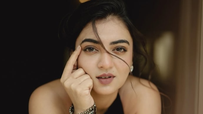 Actor Nazriya Nazim's Insta story on chasing red flags has fans worried.