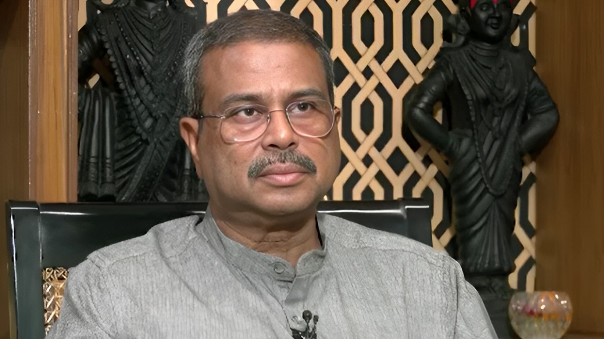 Rahul is fear-mongering, 'tukde tukde' forces at Jantar Mantar: Pradhan on NEET