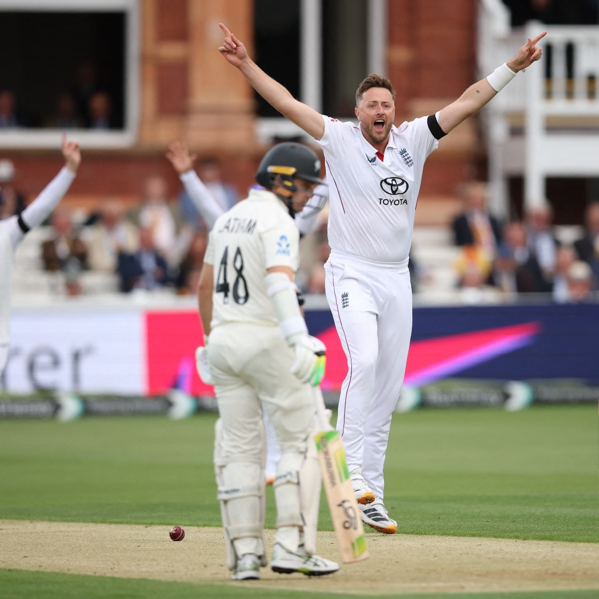 Ollie Robinson runs riot as England seize control in Lord’s Test vs New Zealand