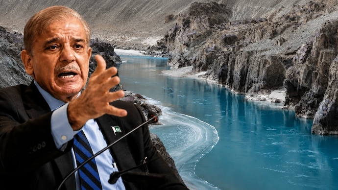 Pakistan, under Prime Minister Shehbaz Sharif, has warned of war if India threatened its access to Indus waters. (File Images)