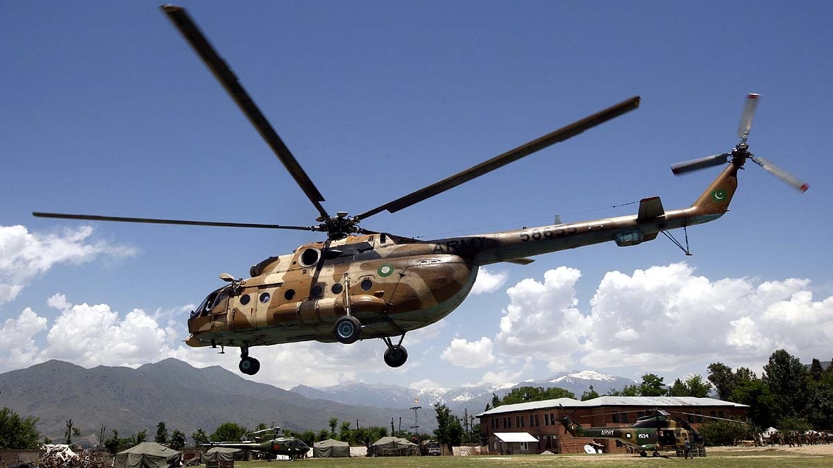 Pakistan Army Mi-17 helicopter crashes near Muzaff