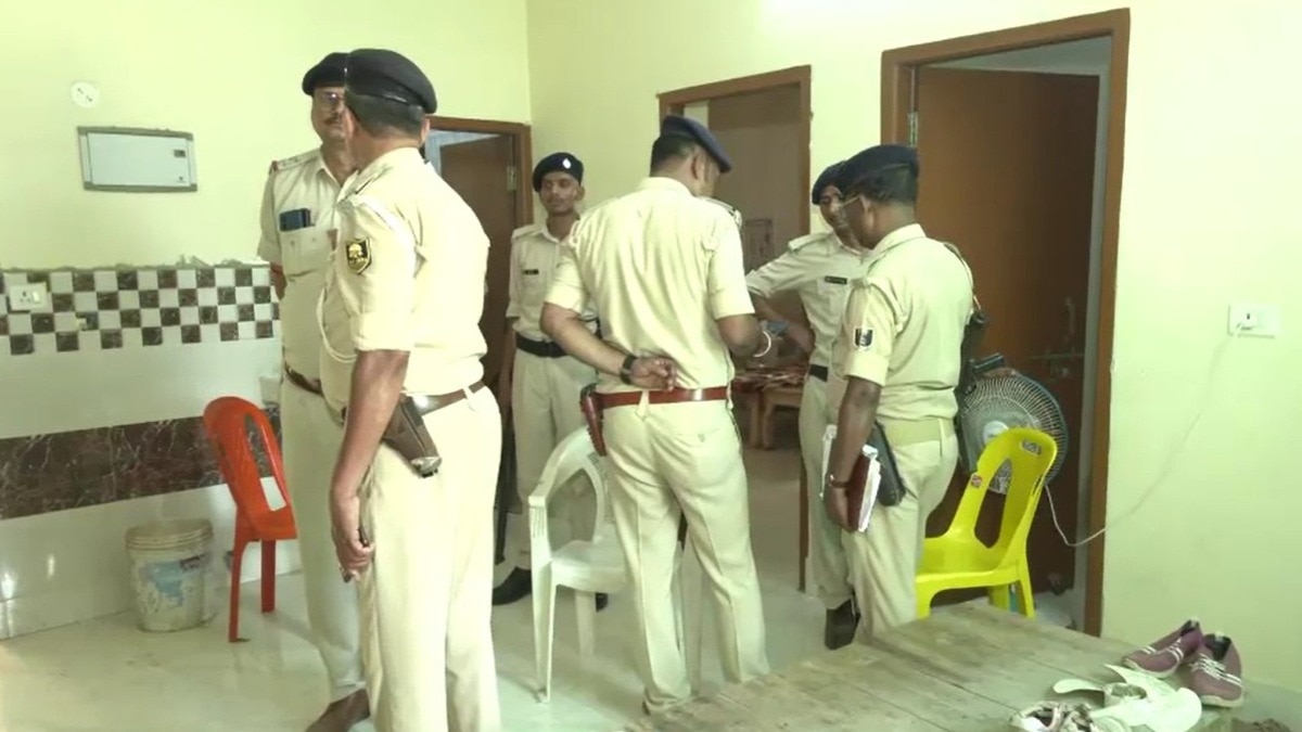 17-year-old girl dies by suicide at private hostel in Patna
