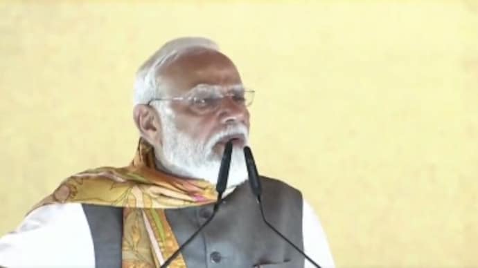 PM Modi in Tarakeshwar