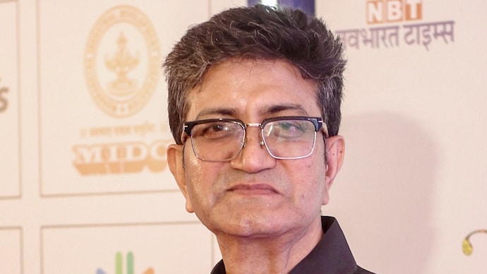 Prasoon Joshi to lead I&B Ministry cinema panel as Centre pushes sweeping reforms