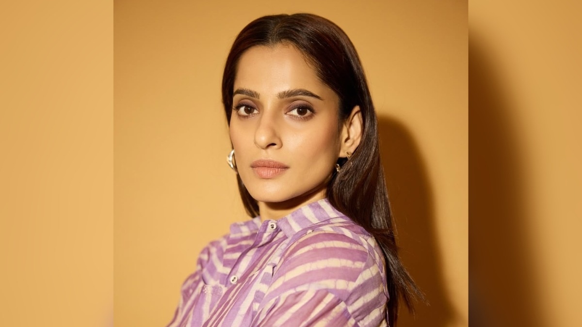 He kept kissing me: Actor Priya Bapat recalls on-set ordeal,