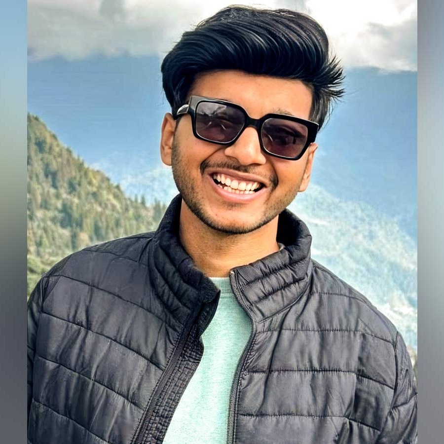 Pune man, 26, plunges into gorge while taking photos with fiancée during trek