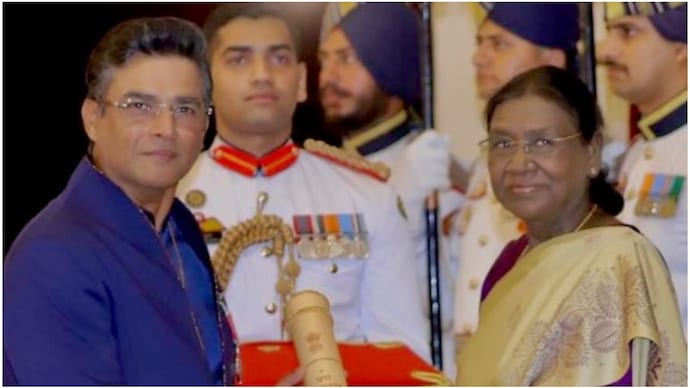 R Madhavan shares special post after receiving Padma Shri. (Credit: Instagram/Actormaddy) R Madhavan shares special post after receiving Padma Shri