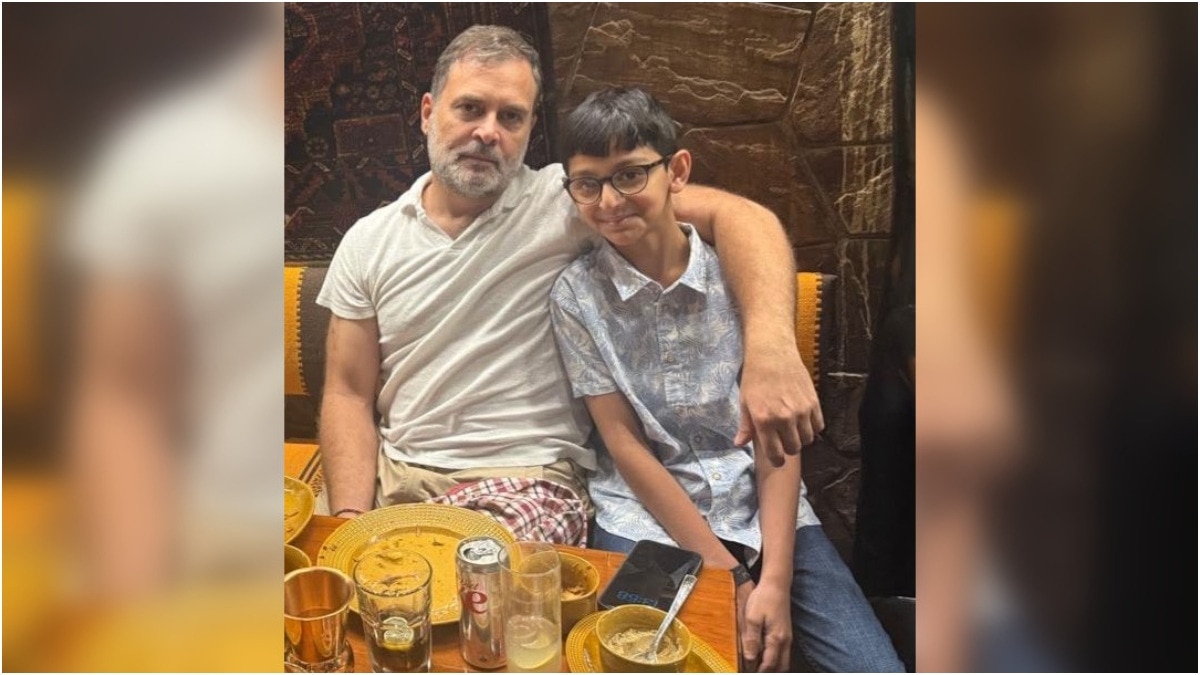 Boy waves at Rahul Gandhi during birthday lunch, gets a surp