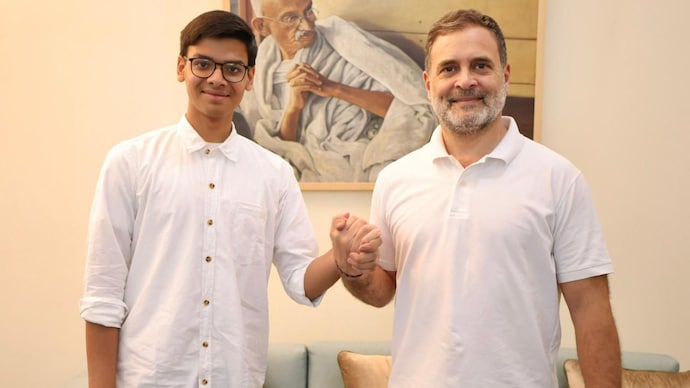 Rahul Gandhi meets Ranchi student over CBSE OSM tender irregularity claims Rahul Gandhi meets Ranchi student over CBSE OSM tender irregularity claims
