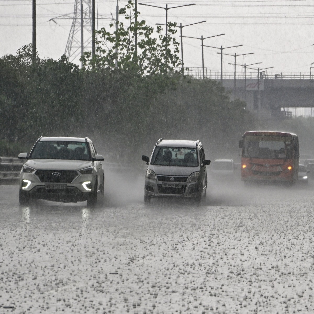 Monsoon on the move: Heavy rain likely in North and South India Saturday