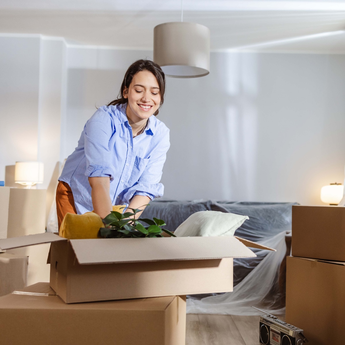 Reddit user asks if moving in with coworker is wise. Internet points to hidden risks