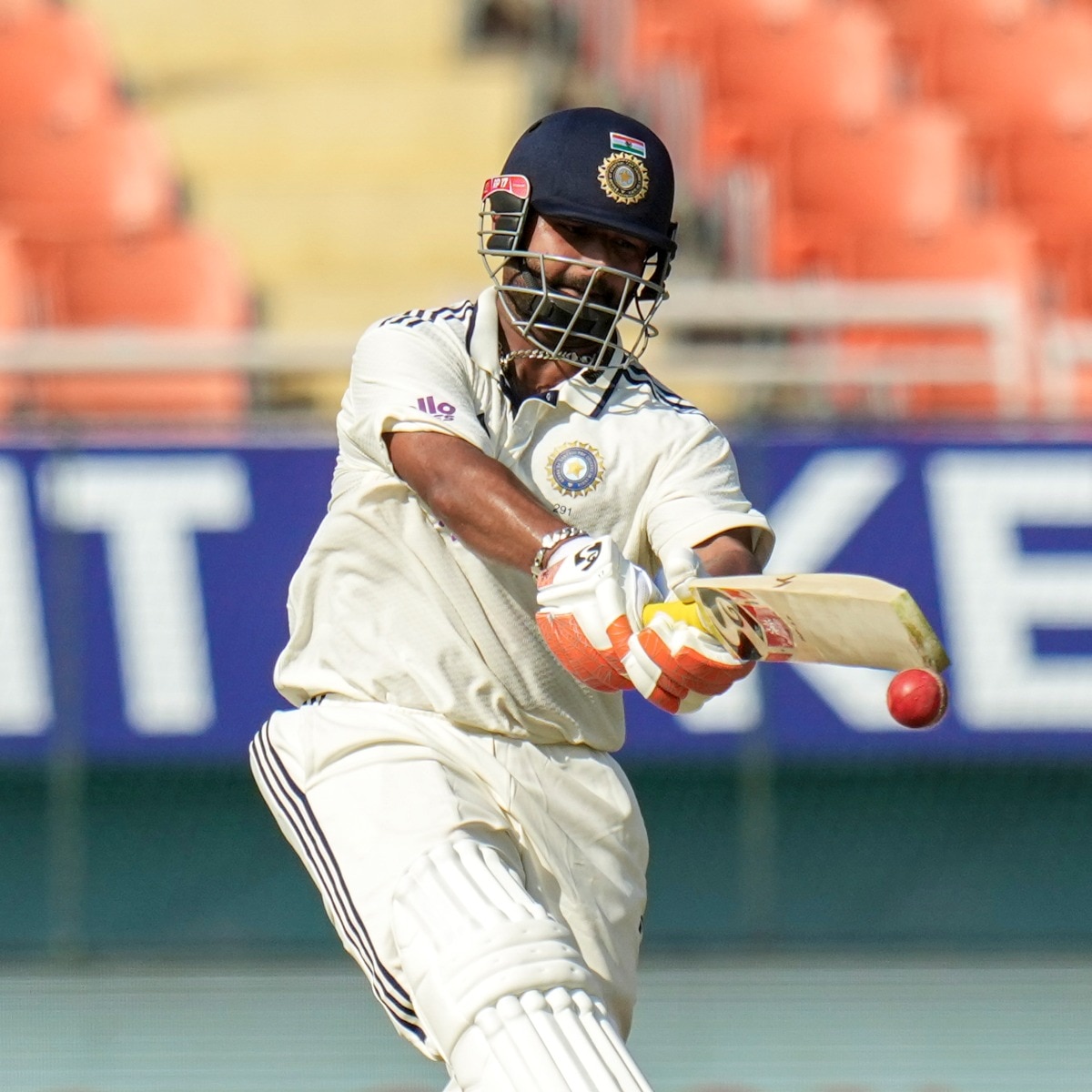 50 in 50: Rishabh Pant takes out IPL's anger on Abdul Malik