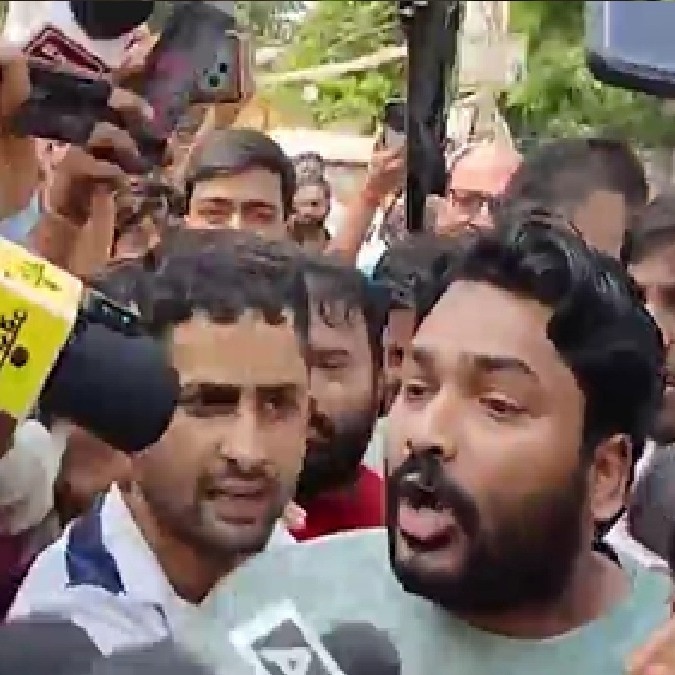 Plotted to kill me in jail: Gyan Bindu's director accuses Khan Sir of conspiracy