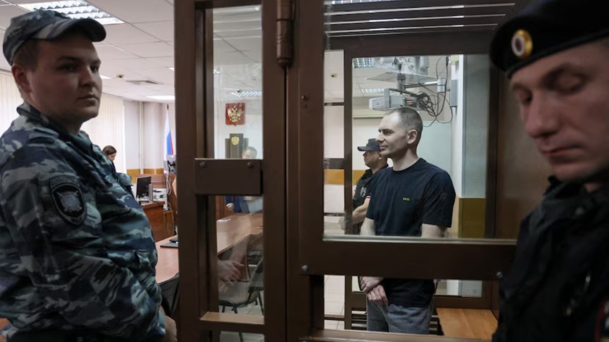 Russian leader, who opposes Ukraine war, jailed for 7 years over social media posts