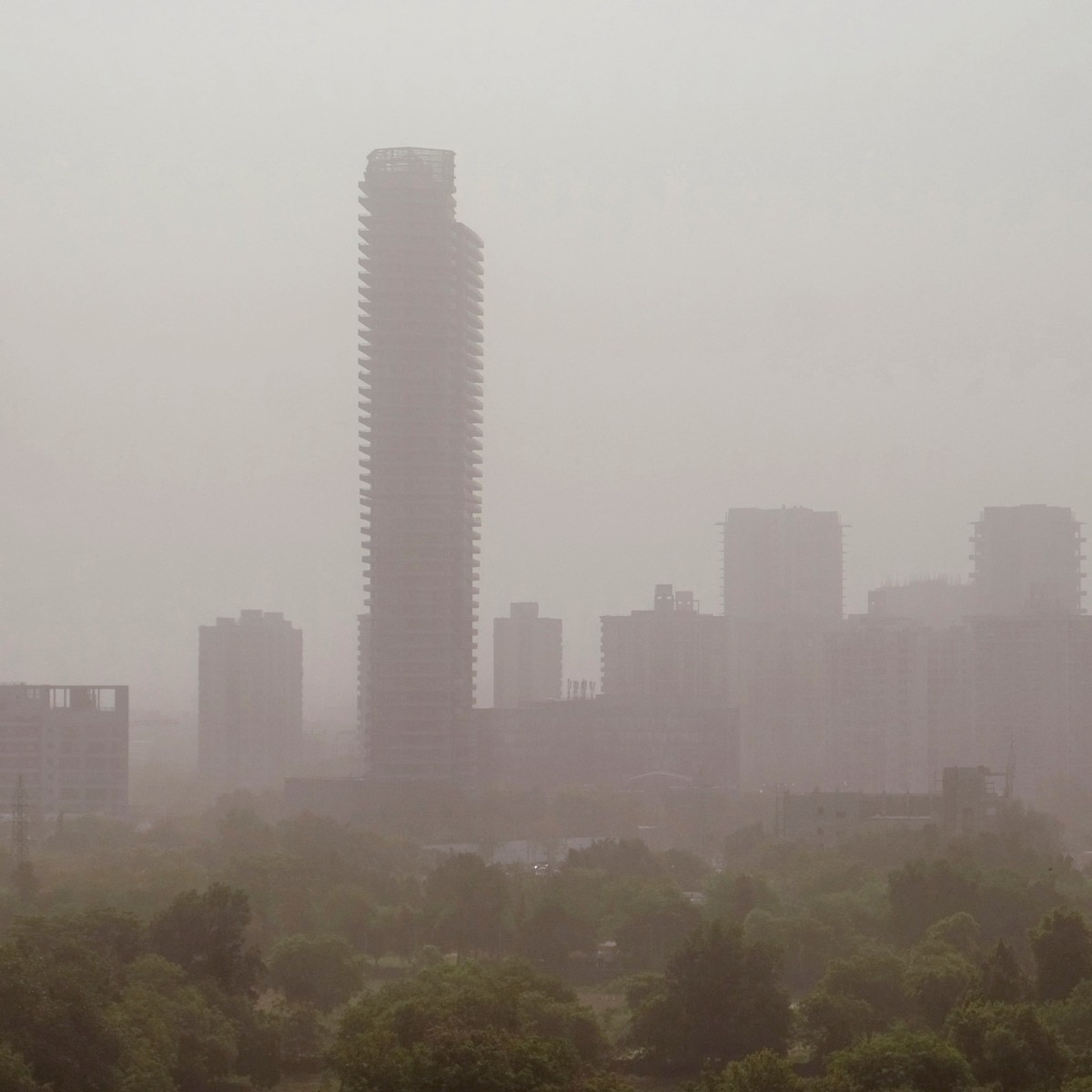 Severe dust storm hits multiple parts of Delhi-NCR, red alert issued
