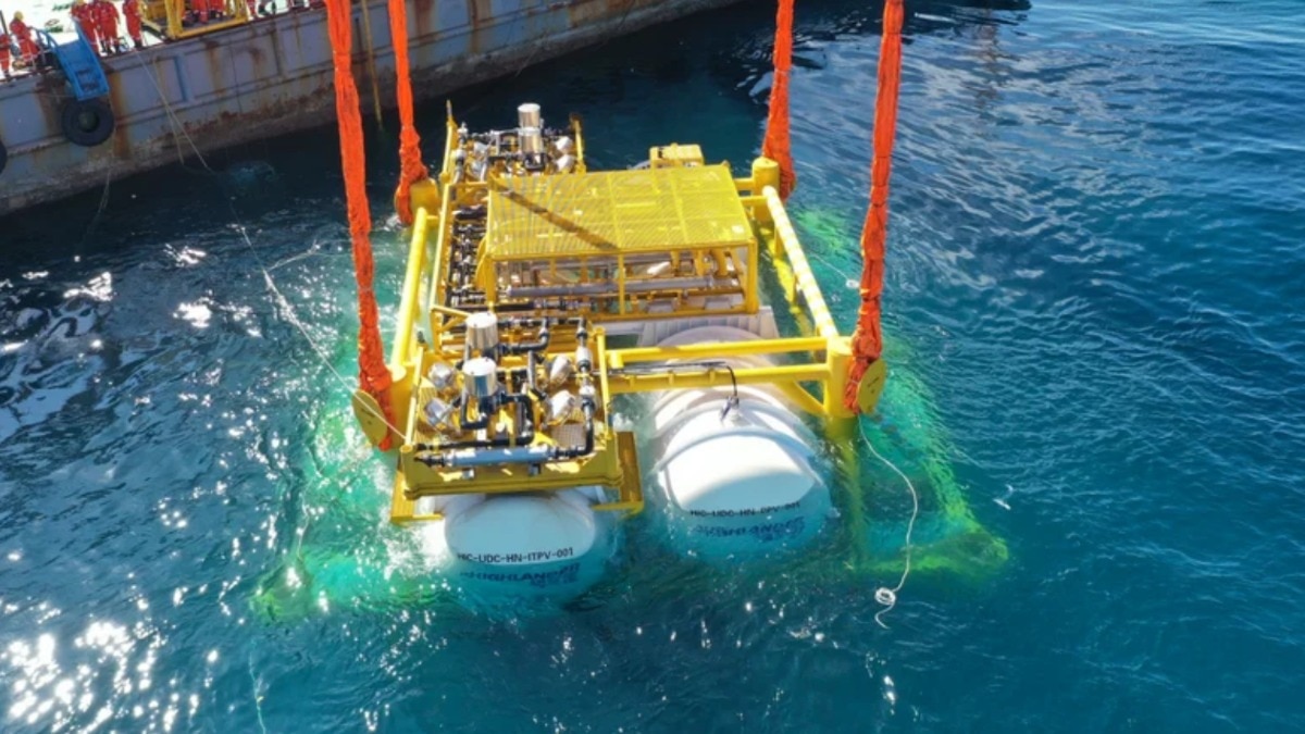 World's first underwater datacentre starts operations in Chi