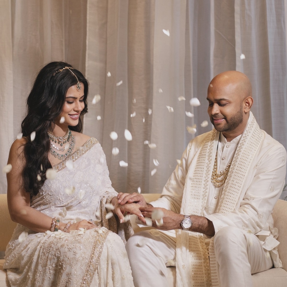 Kannada actor Sharmiela Mandre engaged to Tamil producer Sudhan Sundaram