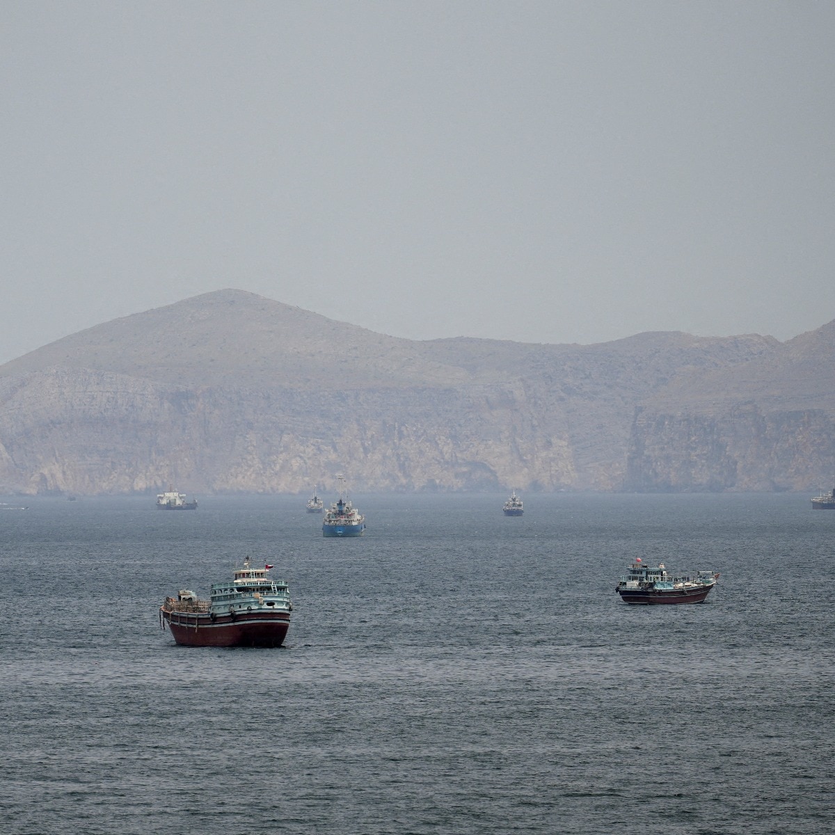 Armed men open fire on cargo ship near Yemen, security team thwarts attack