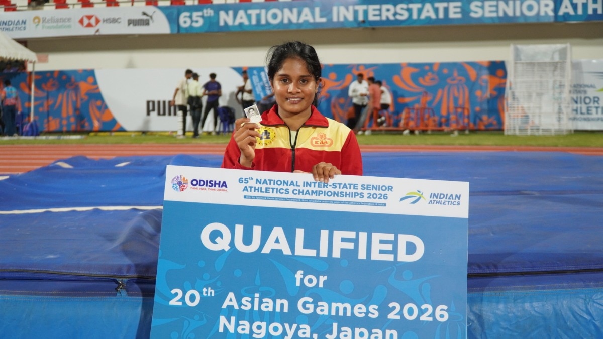 No money for equipment, Sindhushree breaks national record with borrowed pole