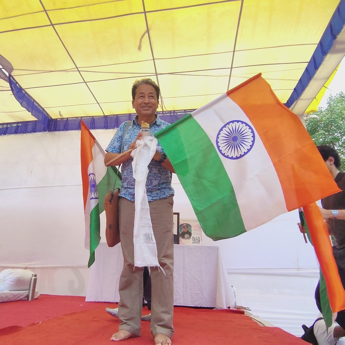 Sonam Wangchuk joins Cockroach Party's protest, begins fast over exam paper  leaks - India Today