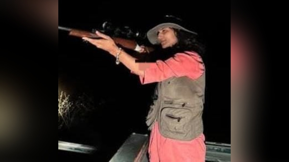 Royal family feud turns bloody: Woman shoots husband's second wife inside fort