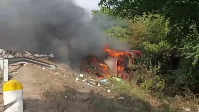 Surat bus accident. Surat