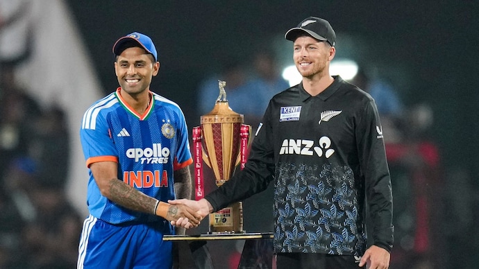 Suryakumar Yadav, Mitchell Santner