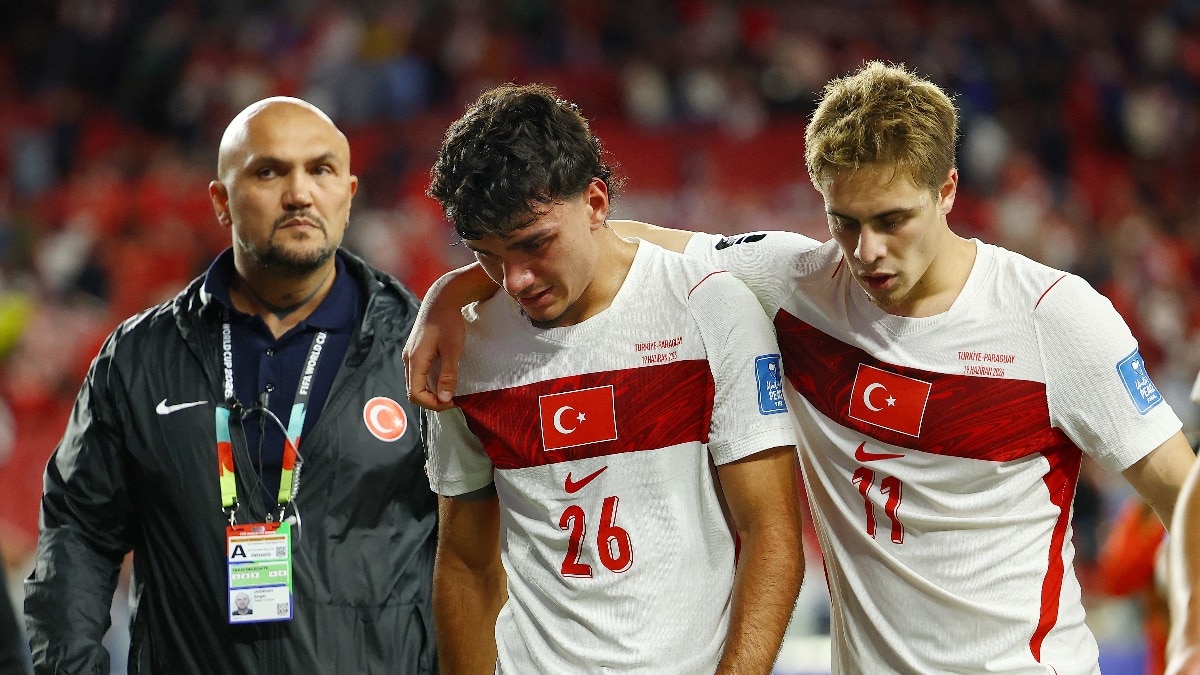 World Cup, Turkey vs Paraguay: Turkey eliminated after Matias Galarza fires 10-man Paraguay to 1-0 win