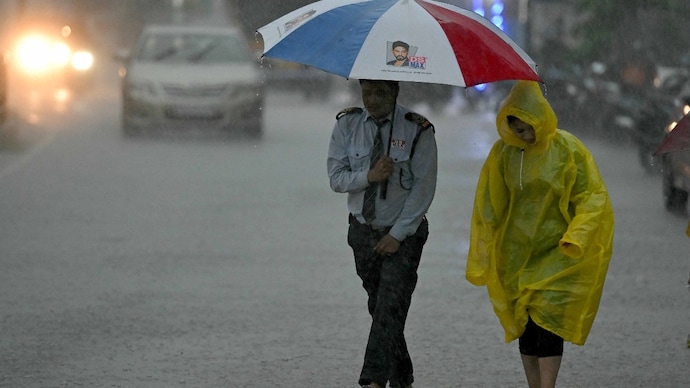The monsoon is over Karnataka, but it is raining in the wrong places. Bengaluru stays wet while the coast and the Malnad hills stay dry. The reason is weak sea winds and a sleepy west-coast trough. Here is the simple science. (Photo: PTI)